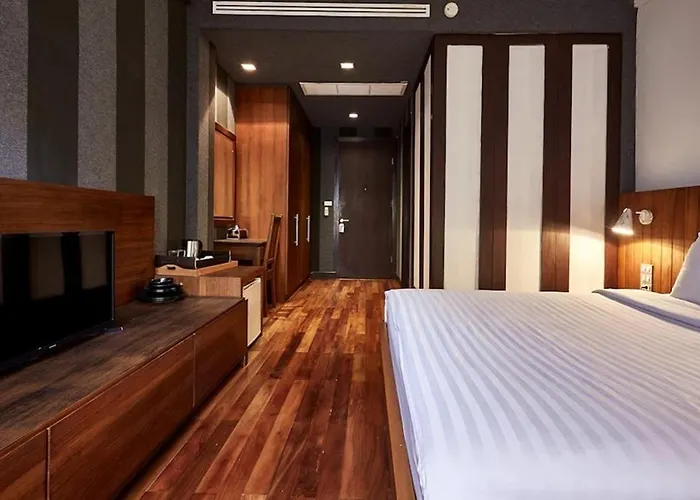 Wish Silom Bkk - วิช สีลม Апартаменты