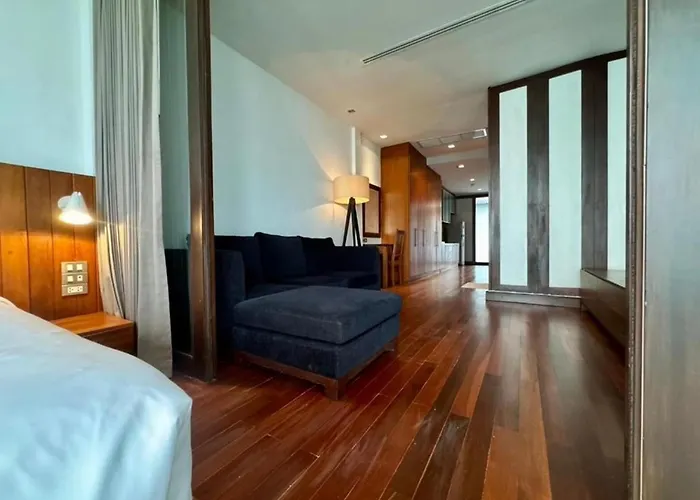 Wish Silom Bkk - วิช สีลม * Бангкок